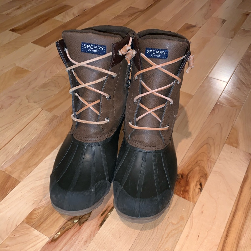 Women’s Sperry Boots Sz-12 Brown